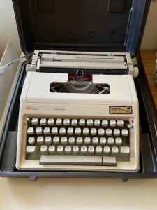Typewriter, Portable