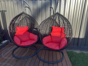 Egg chairs (large) with cushions