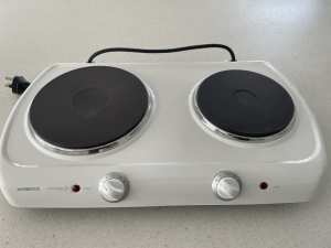 Kambrook twin element portable electric cooktop