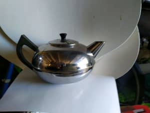 Vintage Gil-cor 8 cup teapot chrome on copper NZ