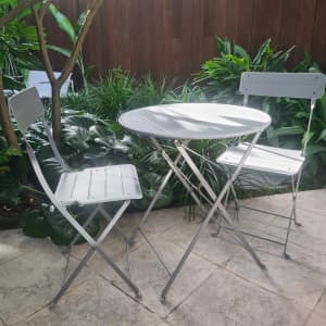 Sundso folding dining table and 2 chairs ex display