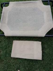 RAISED PET BED - 72cm x 58cm with extra cover