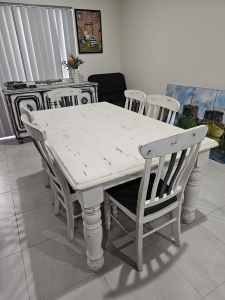 Shabby Chic Dinner Table and Chairs