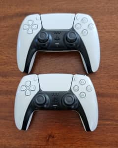 2 x Playstation PS5 Controllers - Faulty