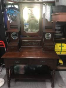 Antique Queen Anne dressing table
