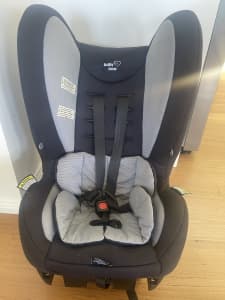 Baby love Vantage 2 convertible car seat - used