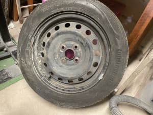 Tyre and rim Camry