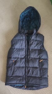 Bauhaus sleeveless bomber jacket with hood