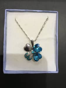 Aquamarine Blue Flower Pendant Necklace