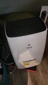 hardly used as new Rinnai air-conditioner 4.1 kw