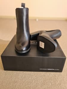 Lille Black Heeled Chelsea Boot (Negotiable) 