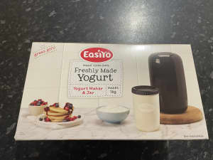 Easiyo yogurt maker