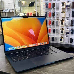 2022 MacBook Air M2 Chip 256G Good Condition Warranty Invo