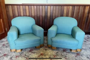 1950’s club sofa lounge & 2 armchairs
