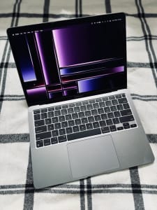MacBook Air 13.3” (256GB SSD, M1, 8GB) Laptop - Still in Warranty