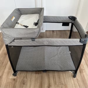 Jengo Voyager 3 in 1 Portacot with Cot Magical Tales Take Along Mobile