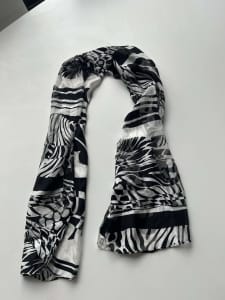 Black and white dress with Scarf