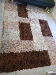 Large rug, 155cmx225cm