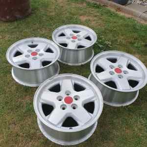 FORD UTE AU-BA OR JEEP 5X114.3 PCD 16INCHES ALLOY RIMS 