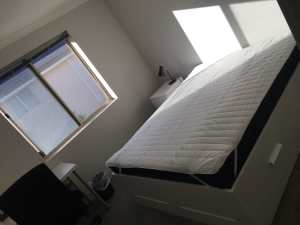 Clean bedroom in Burswood for rent $300pw incl. bills