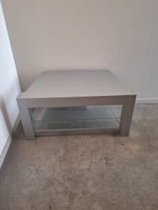 TV stand w/ frosted glass shelves