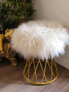 GORGEOUS EARLY SETTLER CREAM STOOL /GOLD BASE - AS NEW!