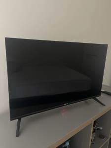 32” Hisense Smart TV
