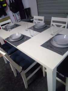 For sale Hampton style dining Table