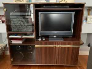 Timber Entertainment Unit with Glass Door & Adjustable Shelves - Free