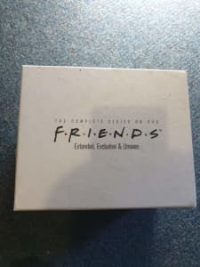 FRIENDS The Complete Series: Extended, Exclusive & Unseen (Box Set)