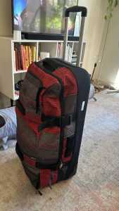Rip Curl - large trolley bag suitcase