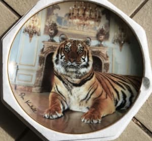 2 Antique collectors plates Palatial & Majestic Tiger by Ron Kimball