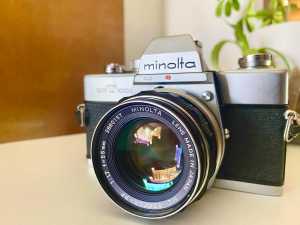 Minolta SRT100X vintage 35mm film SLR camera. In great condition.