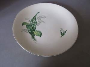 VINTAGE ENGLISH JOHNSON BROS LILY OF THE VALLEY BONE CHINA CAKE PLATE