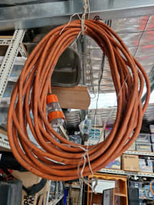 3 phase extension lead - Approx. 25 Meter 30 amp