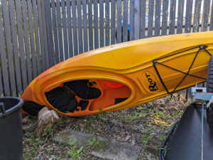 Kayak single and oar 