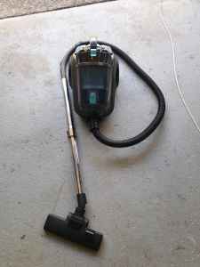 Vacuum cleaner 2200W 