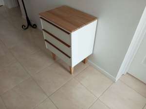 Petite chest of drawers H72.4cm 54.5x38.5cm Good condition