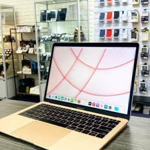 2019 MacBook Air 13-inch 256G Rose Gold Good Condition Warranty