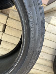 4 x 235/40x18 tyres suit commodore, Falcon