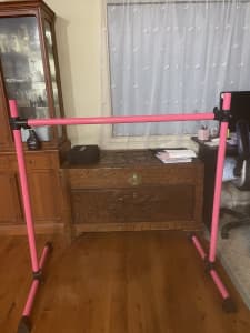 Dance Bar Pink Steel Adjustable 1200 x 1200 x 760mm