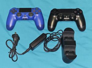 2x Sony DualShock 4 (PS4) Controllers with dual charger unit