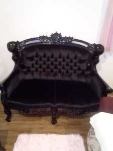 Baroque style 4 piece lounge suite (reduced for this weekend only)