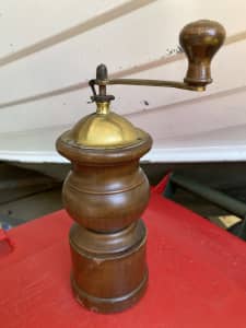 Coffee grinder Trespade vintage 