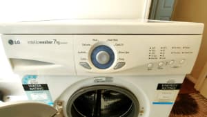 7KG LG Intellowasher Front Loader Washing Machine WD-8015C