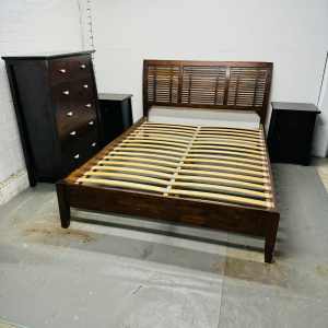 Queen bed frame Q4321 MEDANG solid timber (delivery for extra) US