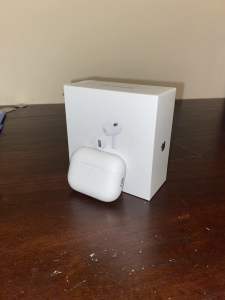 Apple AirPods pro 2nd gen (with magsafe charging case)