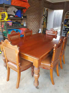 Victorian Antique Dining Table & Chairs