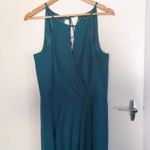Wardrobe clearout! City chic dresses XS