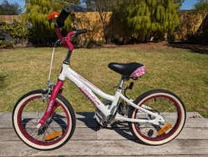 Malvern Star Cruisestar 16 inch kids bike
